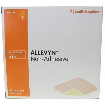 MEDICAZIONE IDROCELLULARE STERILE ALTAMENTE ASSORBENTE NON ADESIVA IN SCHIUMA DI POLIURETANO 10X10CM 3 PEZZI - Farmacia Murachelli Di Putelli dr. Giovanni